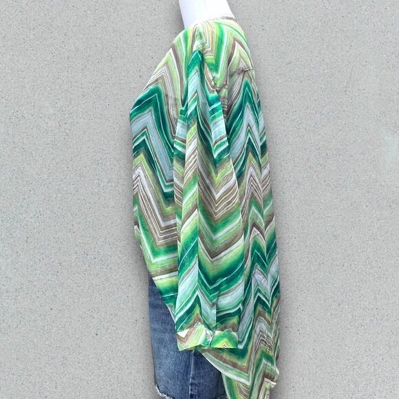 Chico's Tunic Blouse Watercolor Chevron Lorelai II Top with Sequins Womens Size - Picture 2 of 15